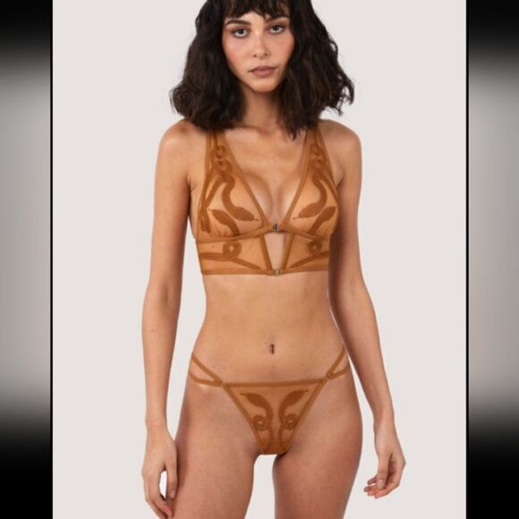 NWT Rare Thistle and Spire Medusa Thong Liquid Gold size 3X - Picture 10 of 10